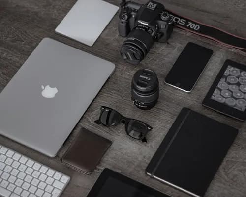 Essentiels Tech